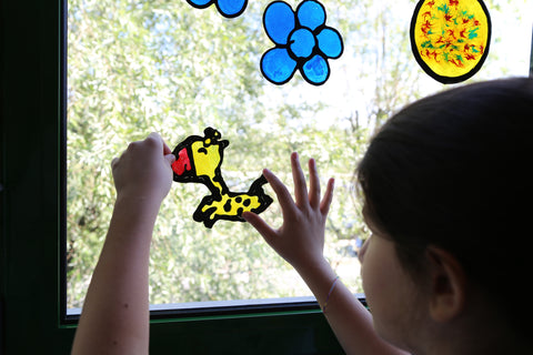Peel and Stick Window Paints (incl. 6 * 75ml bottles and plastic mat)