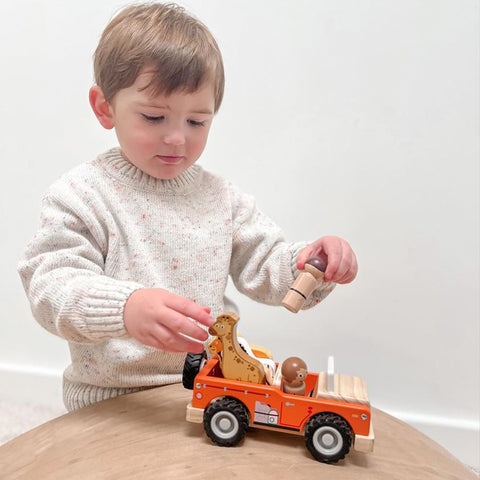 Safari Jeep Play Set